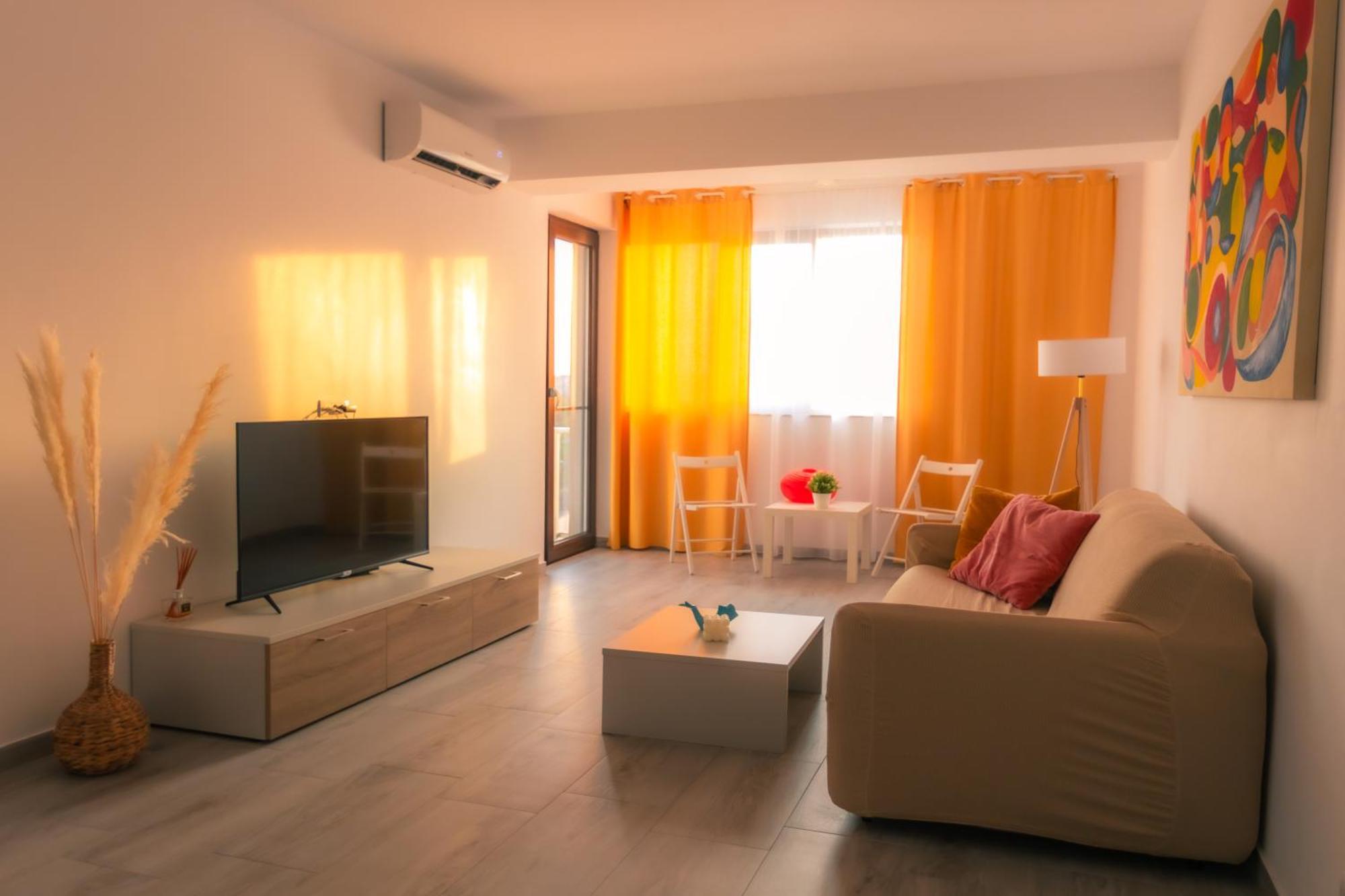 بوخارست Sunset Apartment - Central Apt With Rooftop Garden المظهر الخارجي الصورة